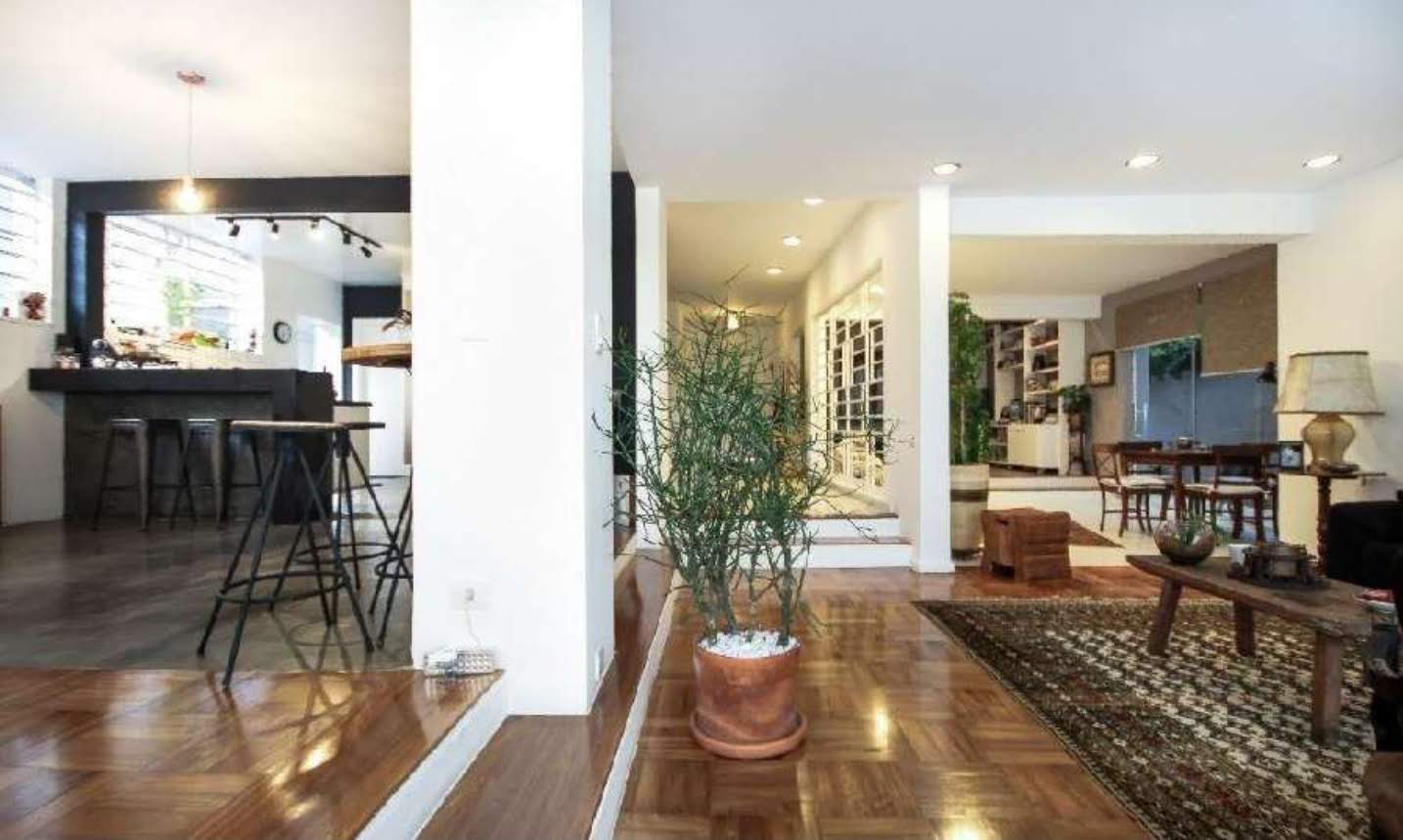 Screenshot_20180922-223436_ZAP Imóveis.jpg